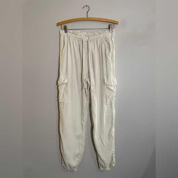 Aerie Cream Cargo Pants with Drawstring Waist - Picture 2 of 5